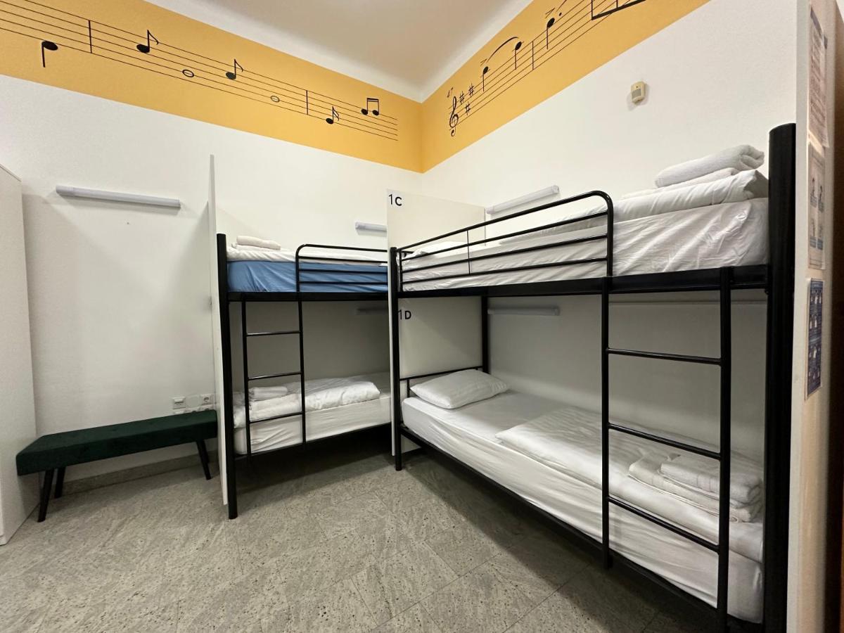 Hostel Opera ليوبليانا المظهر الخارجي الصورة