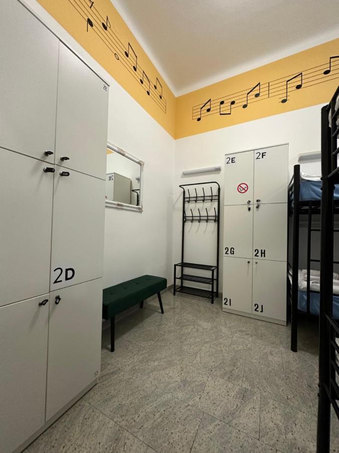 Hostel Opera ليوبليانا المظهر الخارجي الصورة